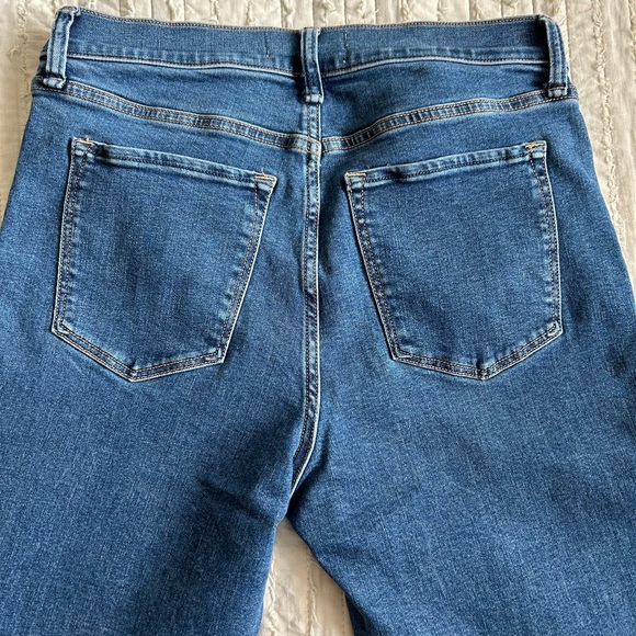 Abercrombie & Fitch High Rise Jeans - Picture 4 of 5